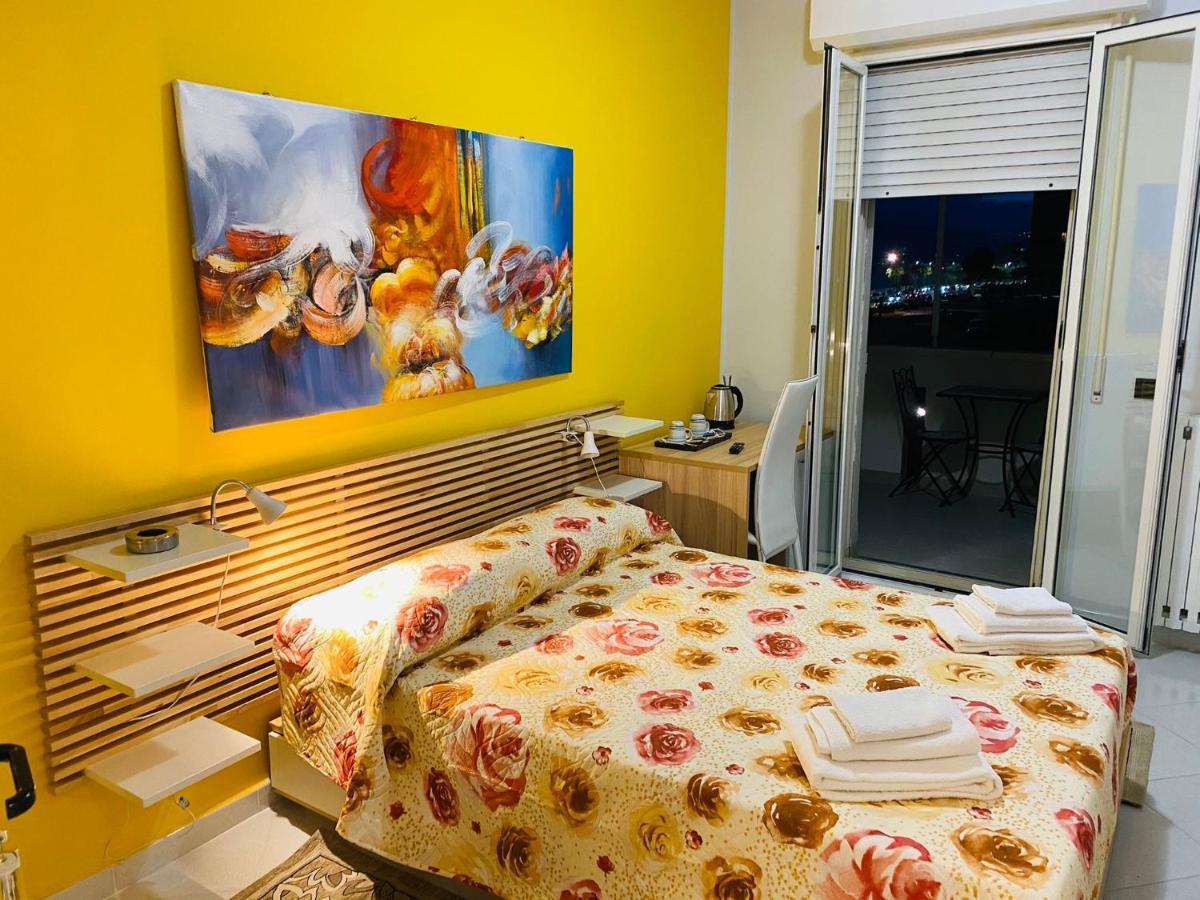 B E B Le Terrazze Sul Mare Bed and Breakfast Καταντζάρο Εξωτερικό φωτογραφία