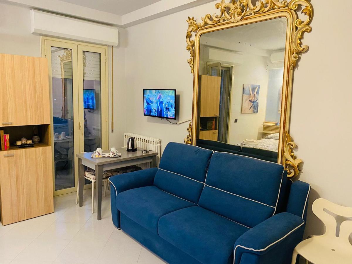 B E B Le Terrazze Sul Mare Bed and Breakfast Καταντζάρο Εξωτερικό φωτογραφία