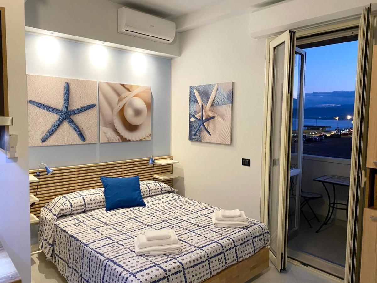 B E B Le Terrazze Sul Mare Bed and Breakfast Καταντζάρο Εξωτερικό φωτογραφία