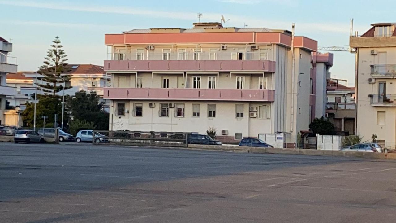 B E B Le Terrazze Sul Mare Bed and Breakfast Καταντζάρο Εξωτερικό φωτογραφία
