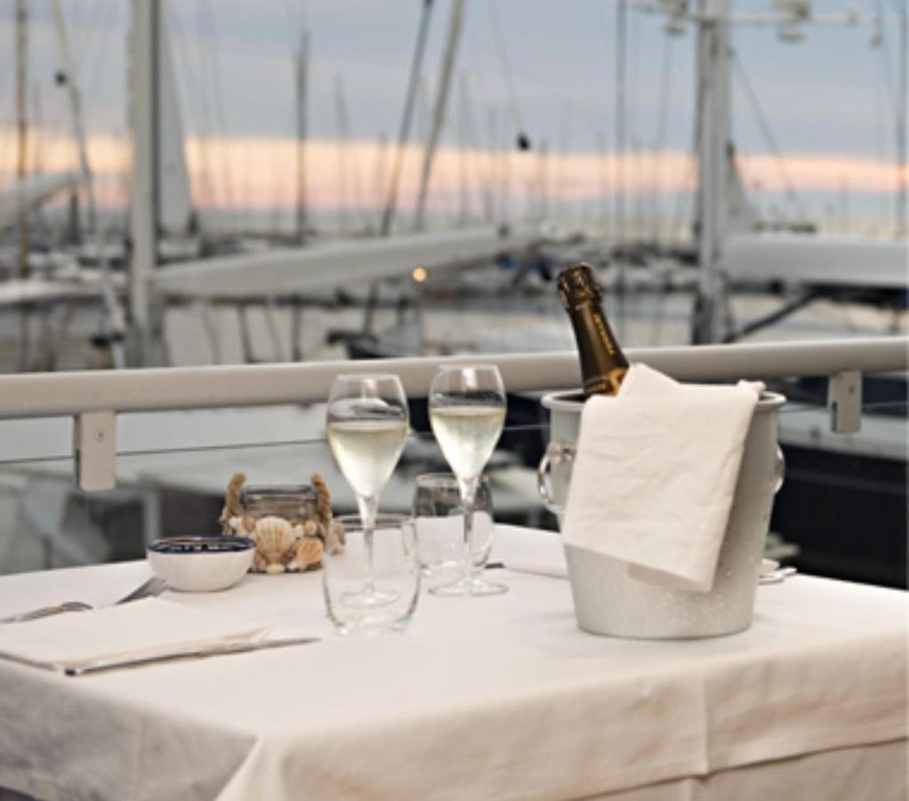 B E B Le Terrazze Sul Mare Bed and Breakfast Καταντζάρο Εξωτερικό φωτογραφία