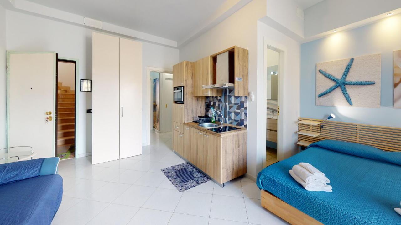 B E B Le Terrazze Sul Mare Bed and Breakfast Καταντζάρο Εξωτερικό φωτογραφία